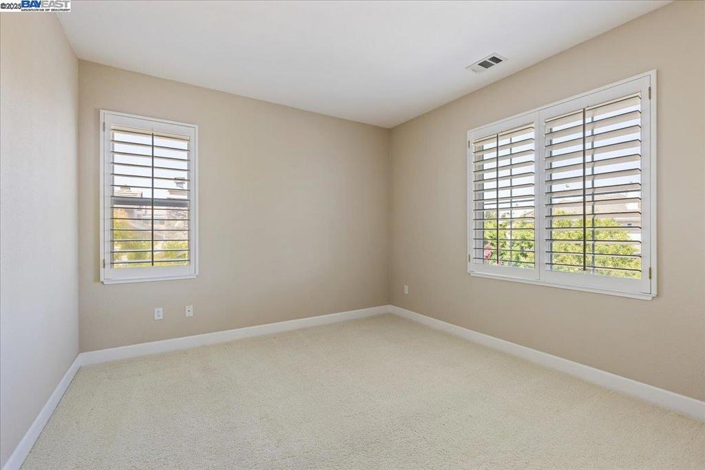 FALLBROOK - Residential