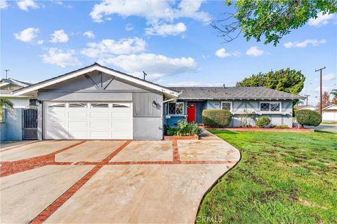 2496 N Beechwood Street Orange CA 92865