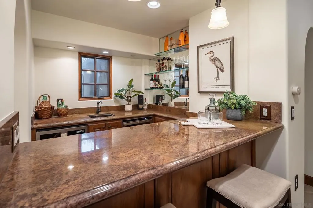 San Diego, California 92127, United States, 8 Bedrooms Bedrooms, ,8 BathroomsBathrooms,Residential,Active,207787