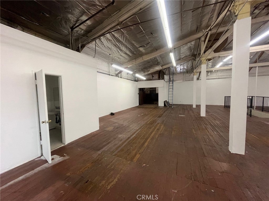 809 S Los Angeles