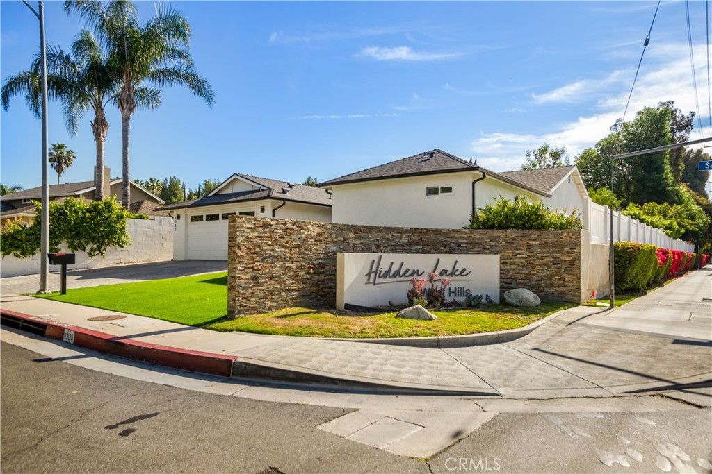 Photo of 8300 N Sedan Avenue, West Hills, CA 91304 (MLS # SR26097428)