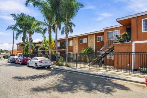 Photo of 5333 Pine Avenue, Long Beach, CA 90805 (MLS # SB26215233)