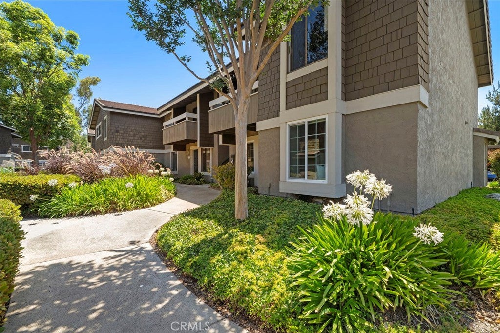 63 Streamwood