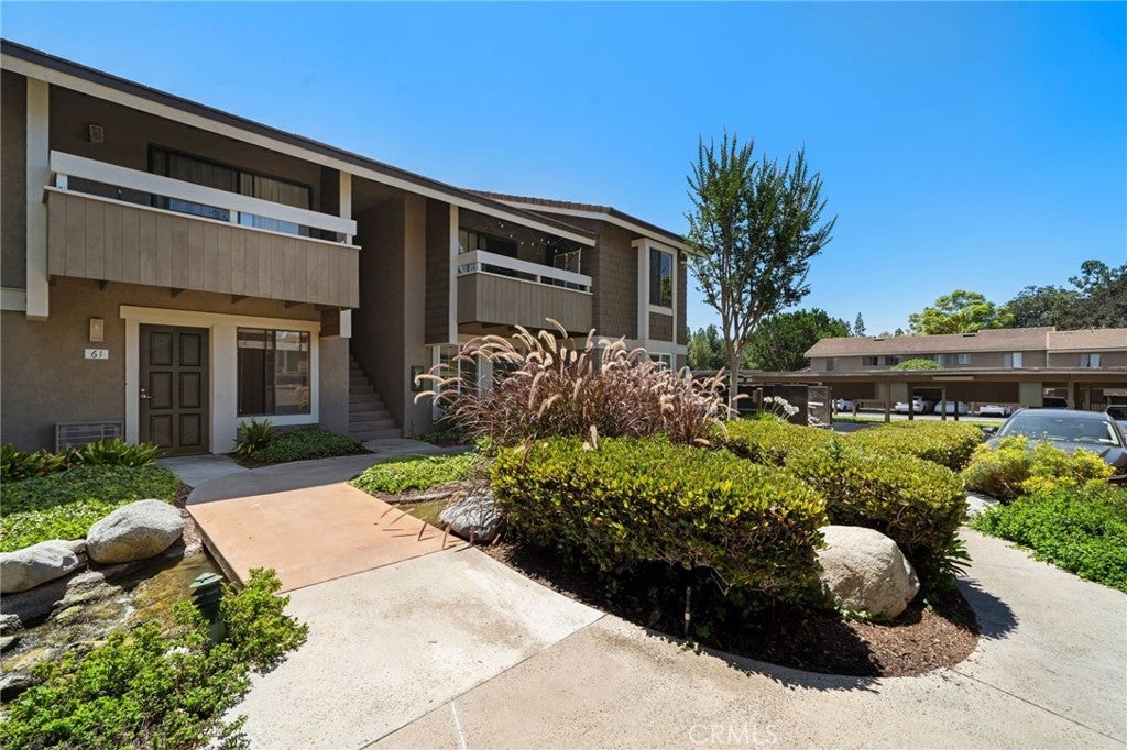 63 Streamwood