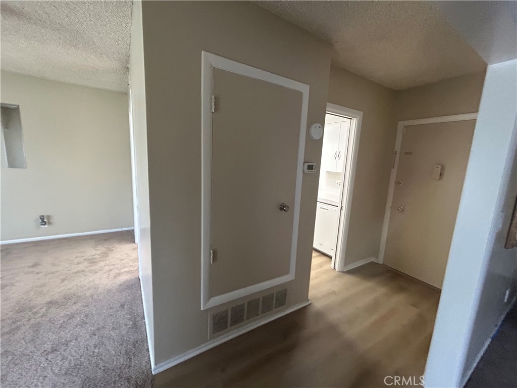 Meridith Manor - Residential Lease