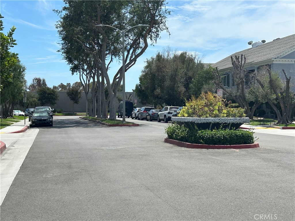 1641 S Pomona Avenue D40