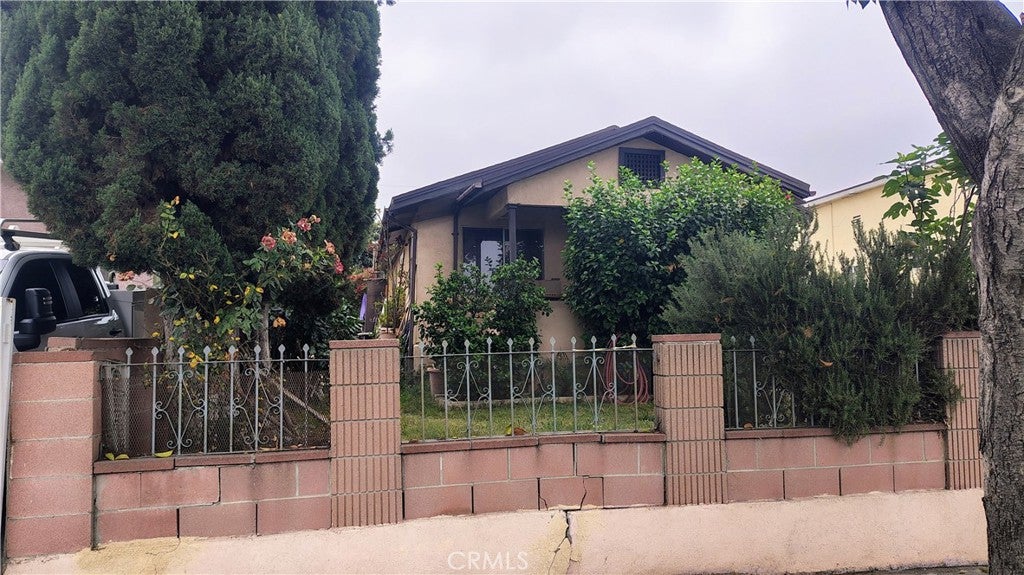 4225 Folsom