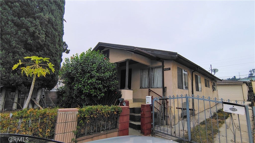 4225 Folsom