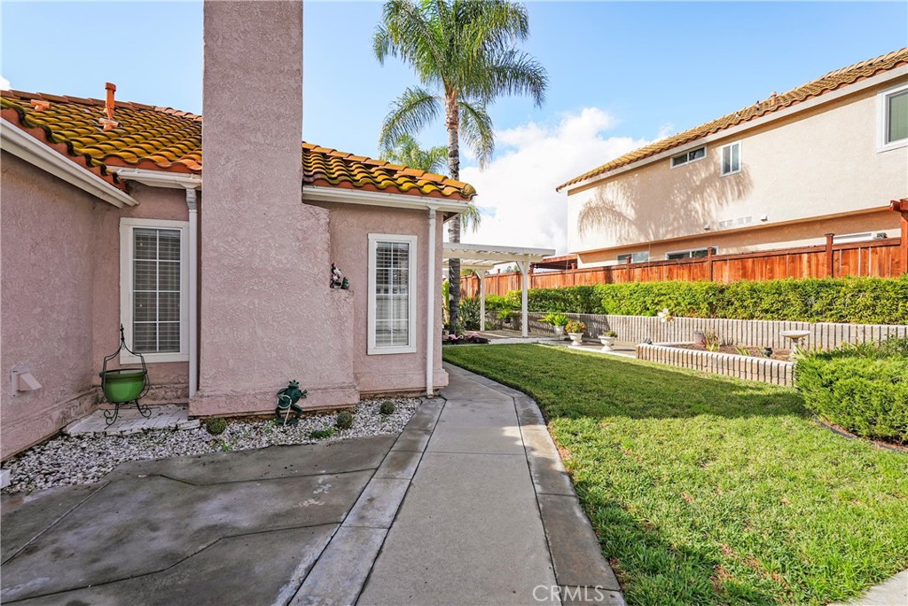 24385 Via Las Junitas