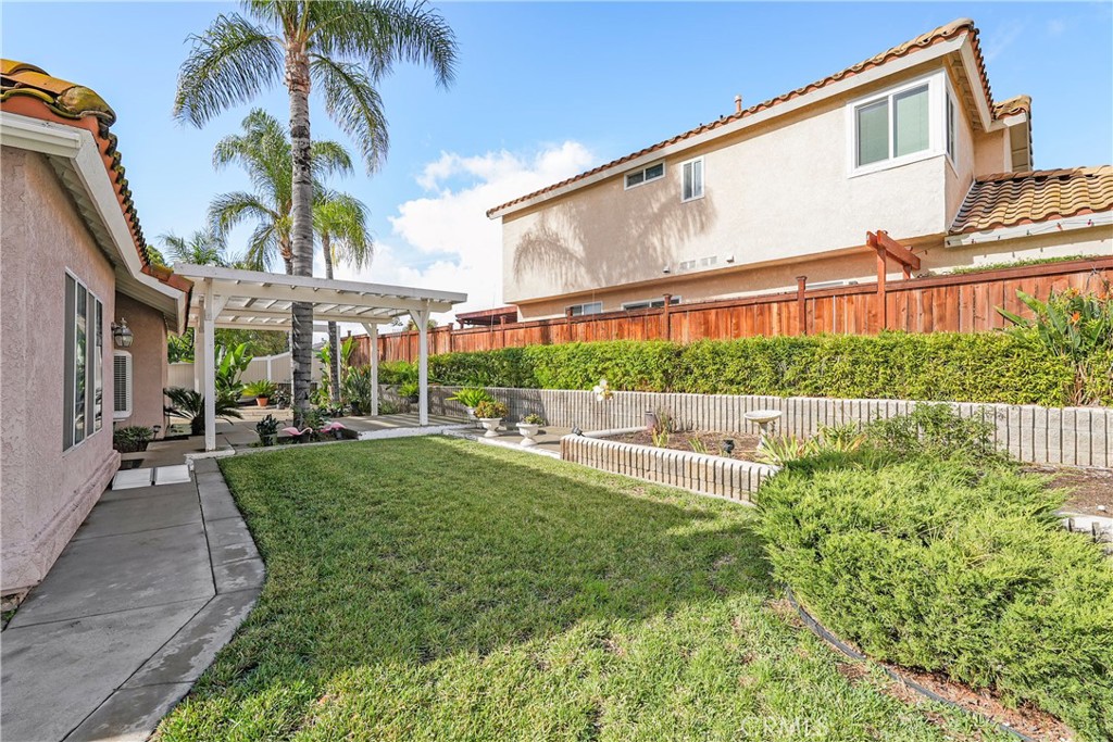 24385 Via Las Junitas