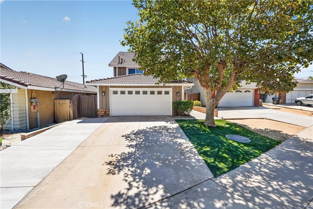 Photo of 11025 Le Grand LN, Moreno Valley, CA 92557 (MLS # IV26170902)