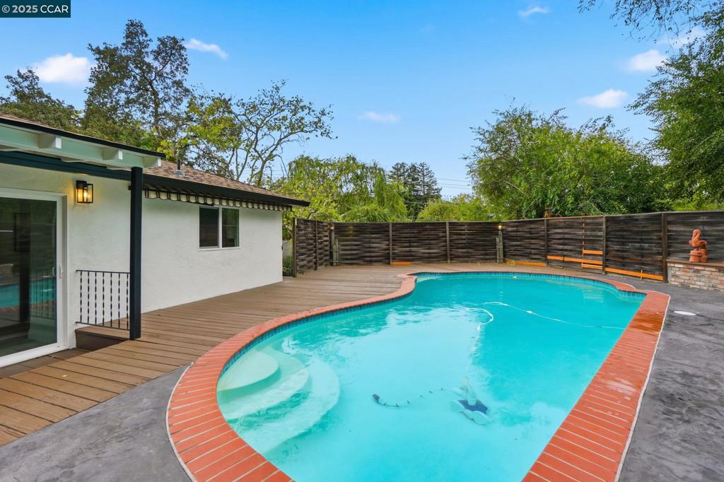 WALNUT HEIGHTS - Residential