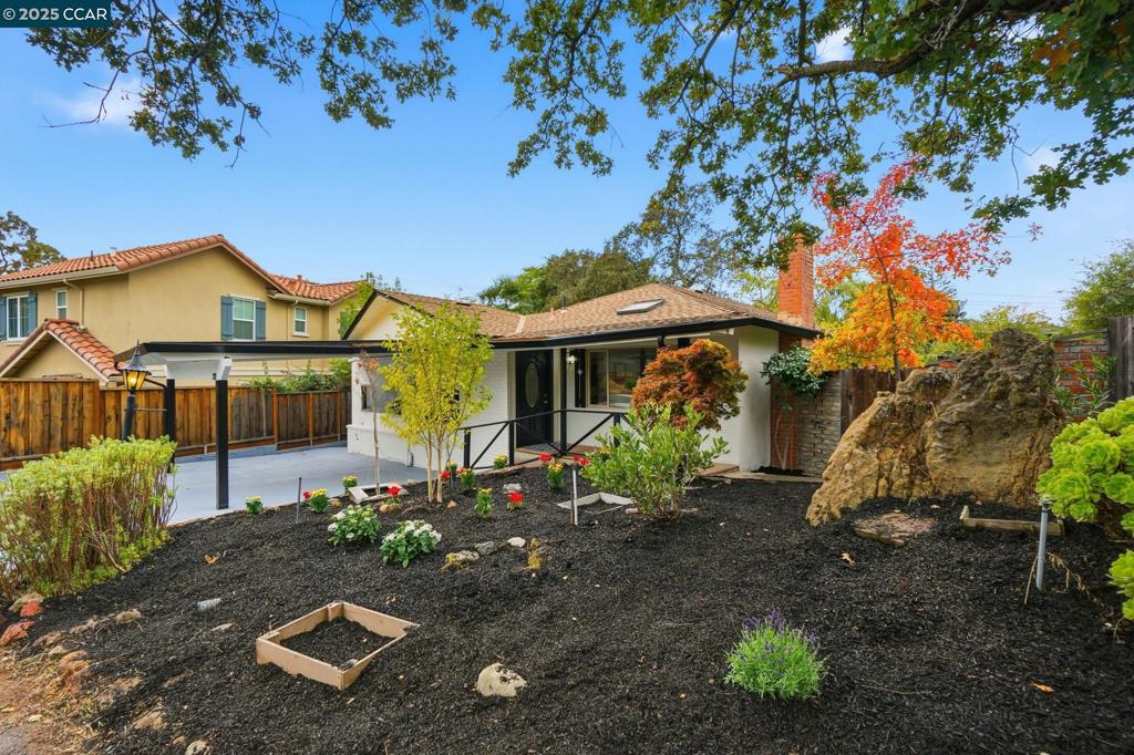 WALNUT HEIGHTS - Residential