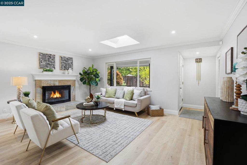 WALNUT HEIGHTS - Residential