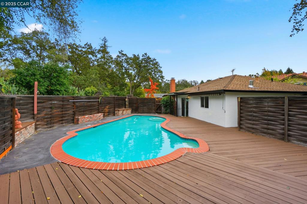 WALNUT HEIGHTS - Residential