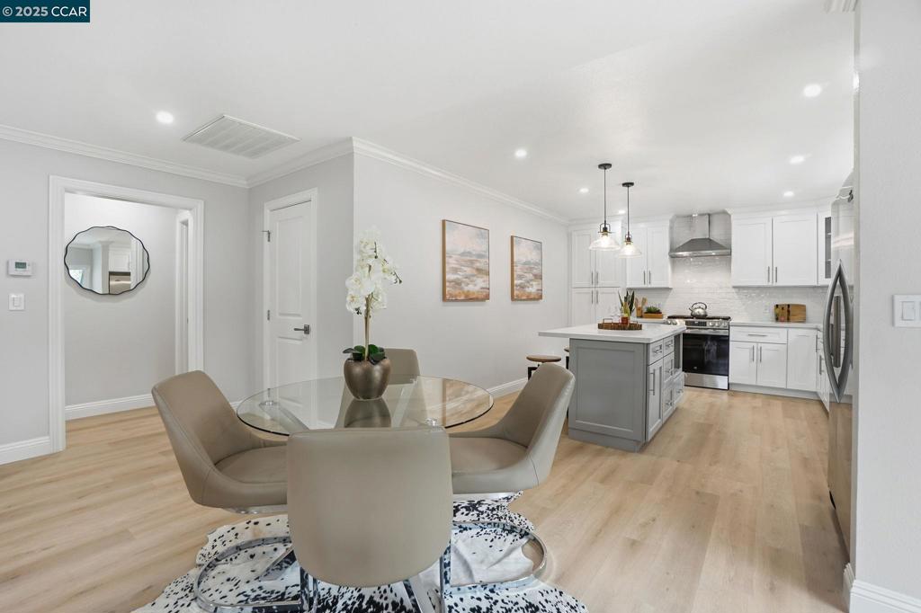 WALNUT HEIGHTS - Residential