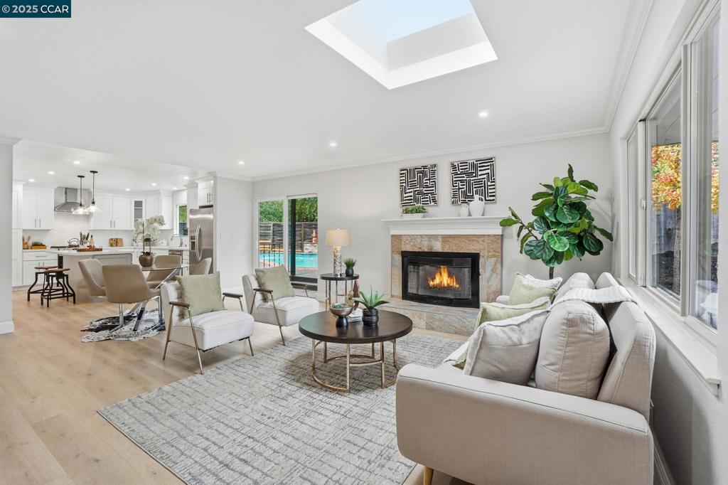 WALNUT HEIGHTS - Residential