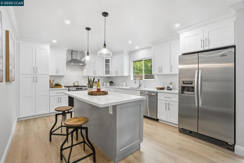 WALNUT HEIGHTS - Residential
