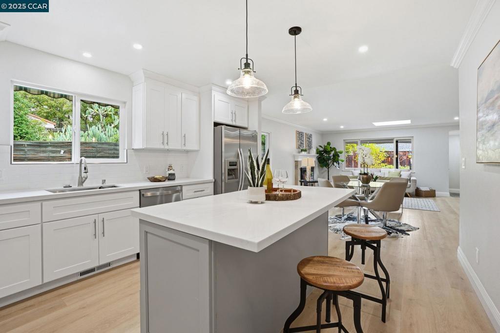 WALNUT HEIGHTS - Residential