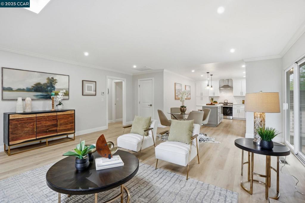 WALNUT HEIGHTS - Residential