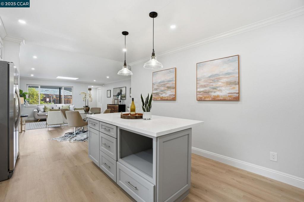 WALNUT HEIGHTS - Residential
