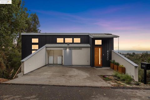 Photo of 4520 Saint Andrews Road Rd, Oakland, CA 94605 (MLS # 41115079)