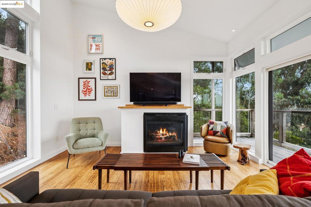SEQUOYAH HILLS - Residential