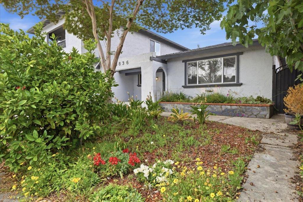 5836 Santa Teresa Boulevard