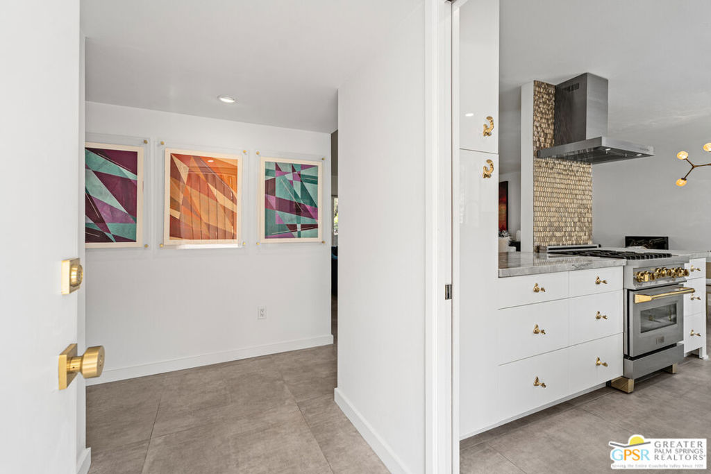 2300 S Palm Canyon Drive 31