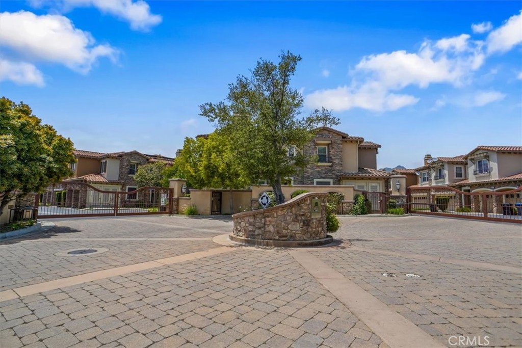 Historic Price Drop – Now Just $799,000! Discover resort-style living in this move-in ready 3-bedroom, 3-bathroom townhome located in the desirable gated community of The Vistas at Indian Oaks in Chatsworth. With nearly 1,930 sq ft of bright, open living space, this home offers the perfect blend of comfort, style, and functionality.
The spacious floor plan features fresh interior paint, an open-concept living and dining area, and a well-appointed kitchen with ample cabinet space, generous countertops, and bar seating—ideal for entertaining or everyday living. A private patio just off the main living space creates a serene setting for morning coffee or outdoor dining.
Upstairs, the oversized primary suite boasts soaring ceilings, a large walk-in closet, and an en-suite bathroom with dual sinks and a relaxing soaking tub. Two additional bedrooms offer flexibility for family, guests, or a home office, complemented by a full guest bathroom and convenient in-unit laundry.
Enjoy secure gated access and resort-like amenities including a sparkling pool and spa, and beautifully landscaped grounds—all with earthquake insurance included in the HOA, a rare and valuable benefit.
Perfectly situated just minutes from The Vineyards at Porter Ranch, top-rated schools like Sierra Canyon, scenic hiking trails, and easy freeway access.
Now offered at a historically low price—don’t miss this opportunity to own in one of Chatsworth’s most sought-after communities.