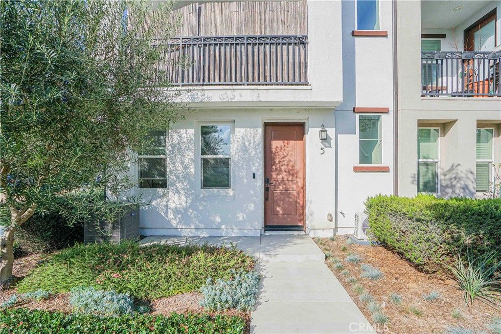 Photo of 243 N Magnolia Ave #5, Anaheim, CA 92801 (MLS # PW26031368)