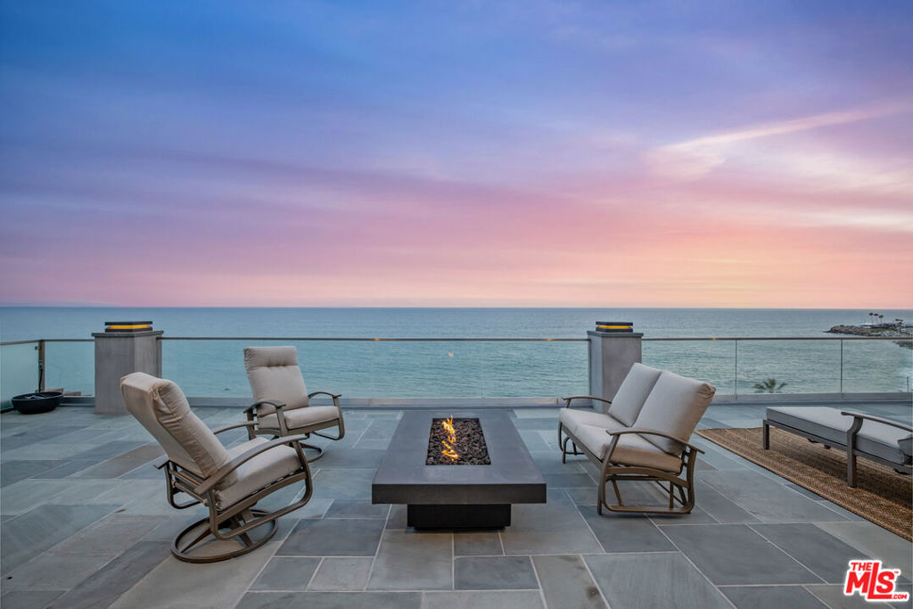 18074 Coastline Drive