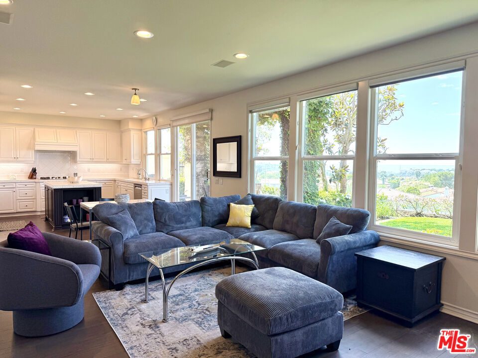 Tesoro - Residential Lease