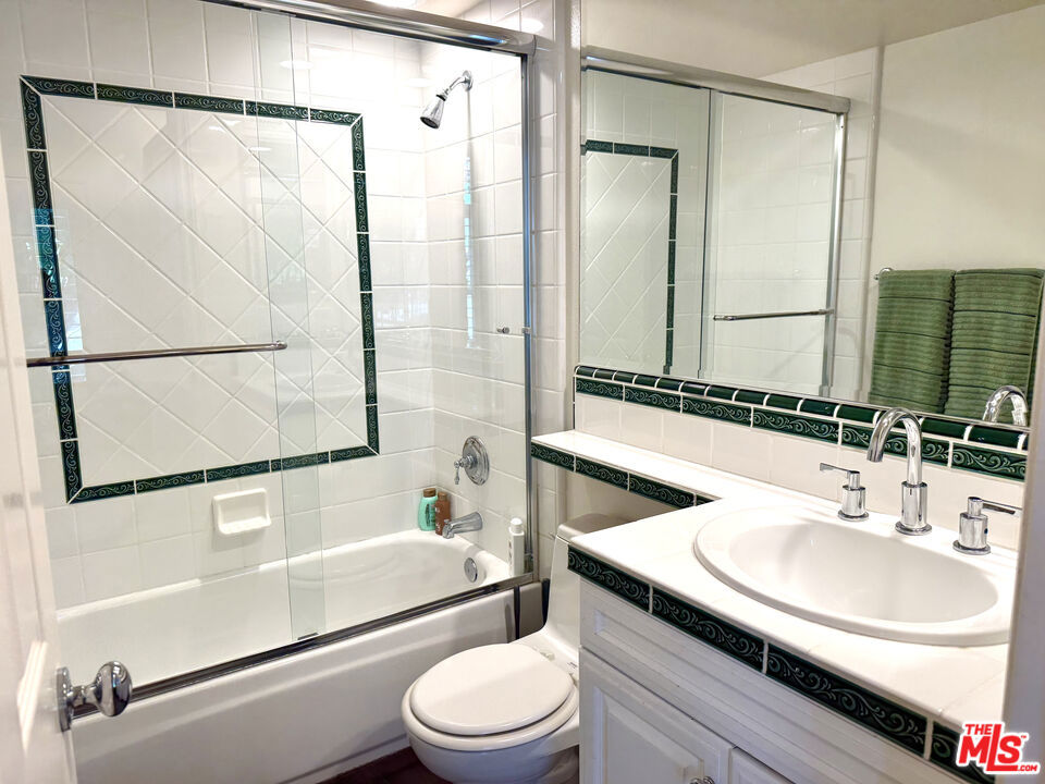 Tesoro - Residential Lease