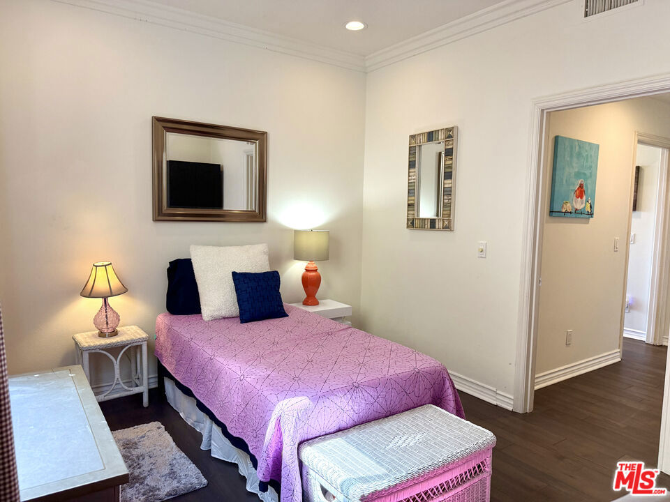 Tesoro - Residential Lease