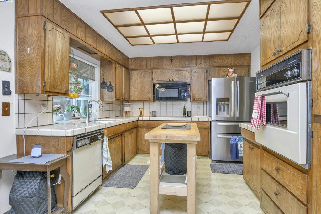 Not Listed - Residential