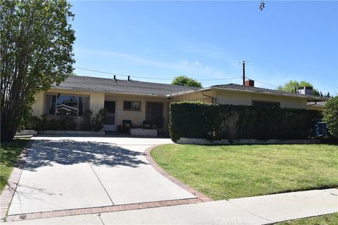 24118 Archwood West Hills CA 91307