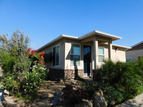 Photo of 339 Grant Line Street, Santa Paula, CA 93060 (MLS # V1-39336)