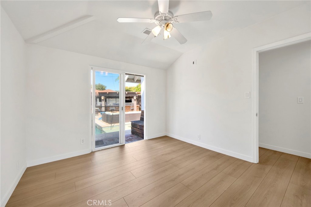 Artcraft Manor (AM) - Residential