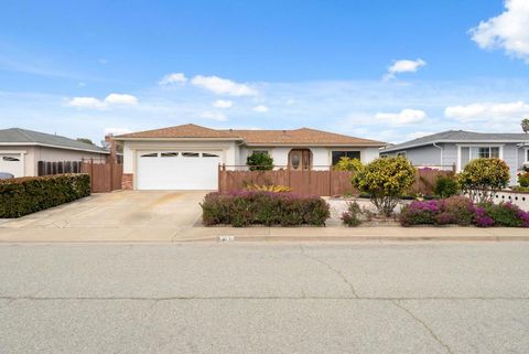 137 Silverwood Place Marina CA 93933