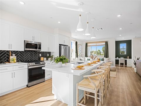 11456 Artesia Artesia CA 90701