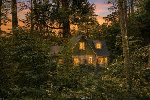 Photo of 655 Cottage Grove Drive, Lake Arrowhead, CA 92352 (MLS # IG26189955)