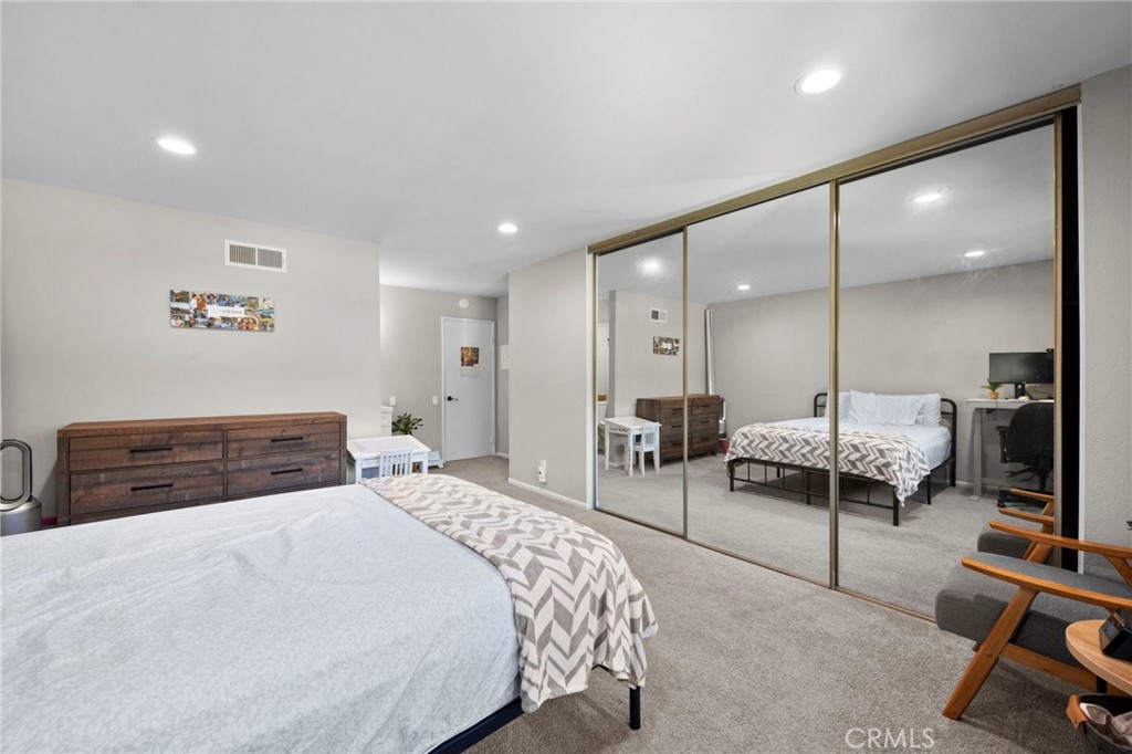 Casa Loma (CL) - Residential