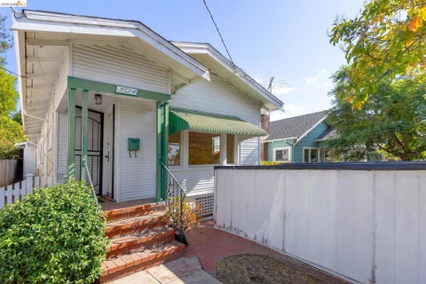 Photo of 3524 Wisconsin St ST, Oakland, CA 94619 (MLS # 41152192)