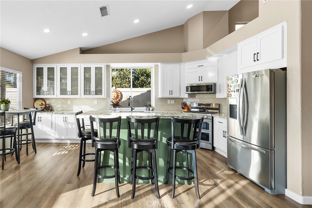 42347 Camino Merano