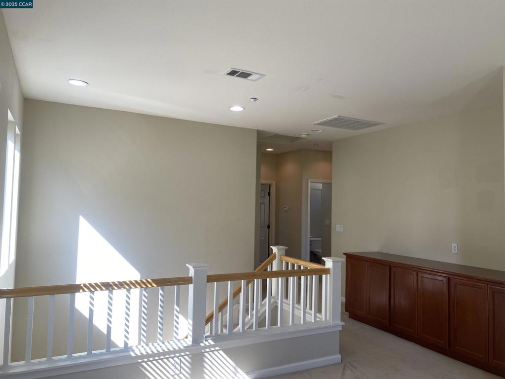 GARIN RANCH - Residential