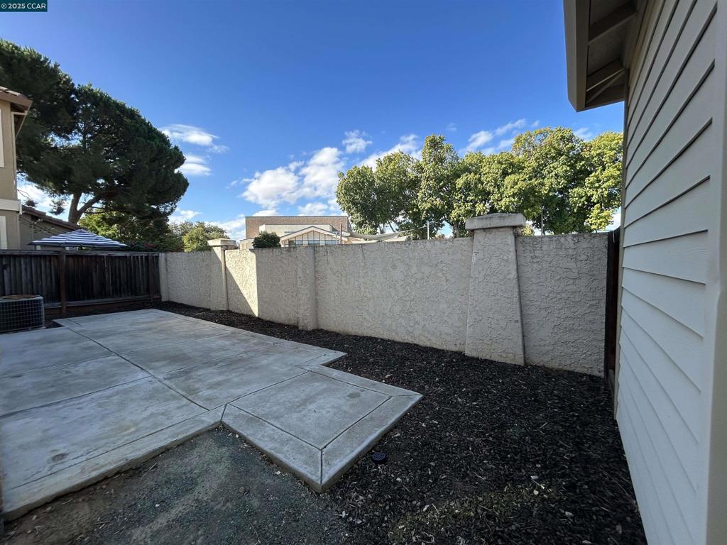 GARIN RANCH - Residential