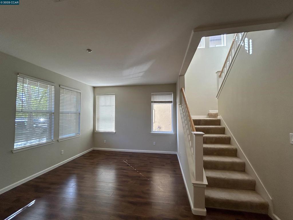 GARIN RANCH - Residential