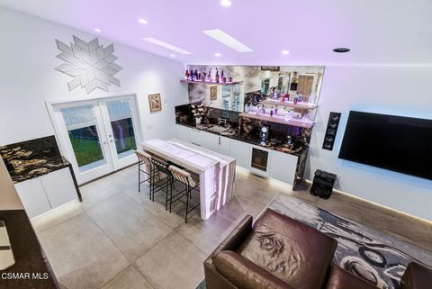 Tiny photo for 9998 Jamestown Street, Ventura, CA 93004 (MLS # 226000394)