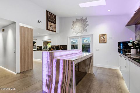 Tiny photo for 9998 Jamestown Street, Ventura, CA 93004 (MLS # 226000394)